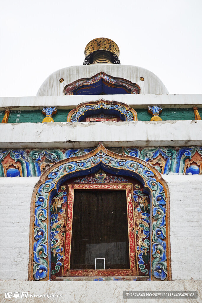 藏式建筑精美门窗细节