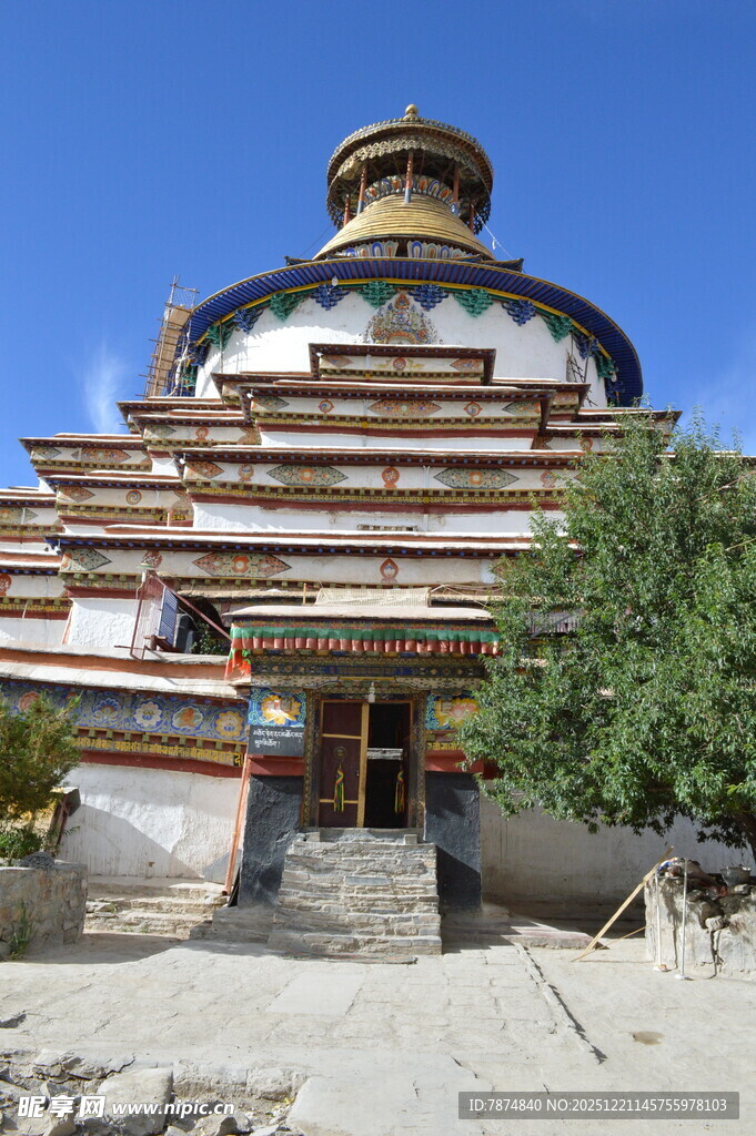 藏式独特建筑 古朴庄严