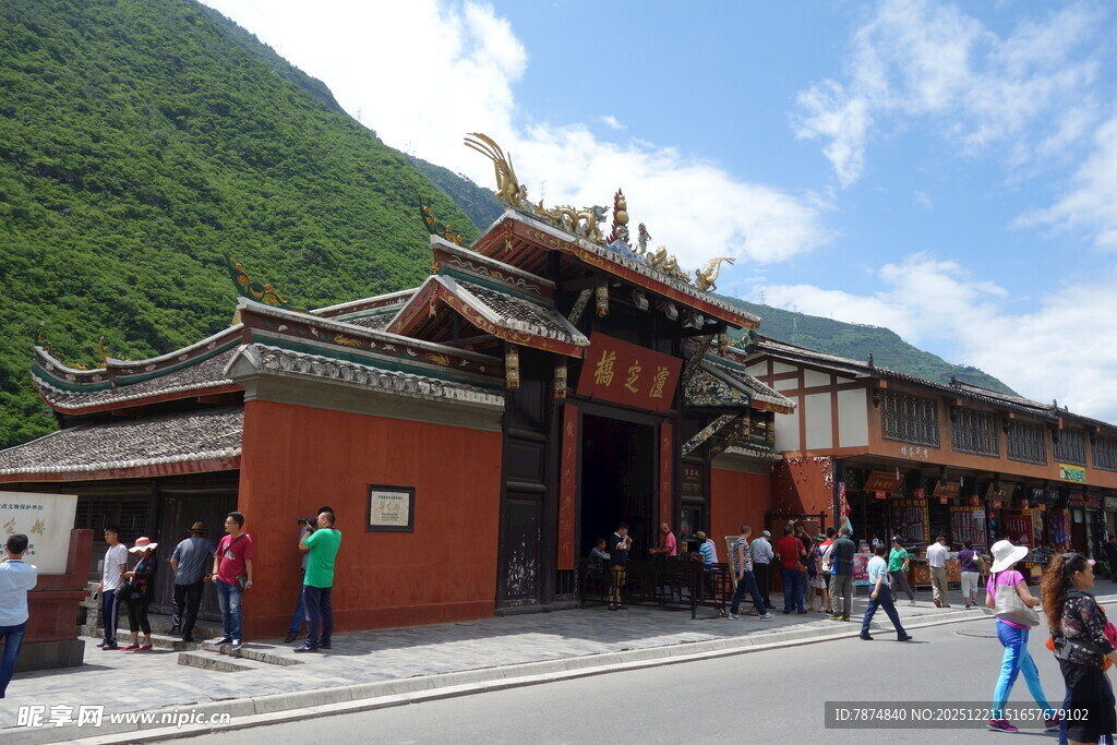 古色古香的中式建筑大门