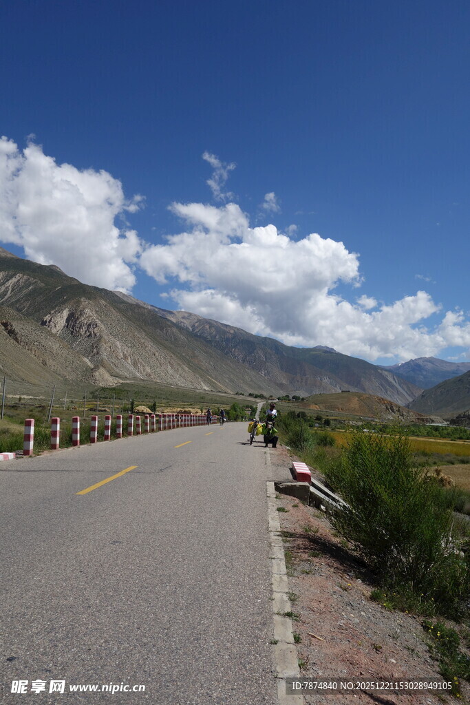 高原公路风景