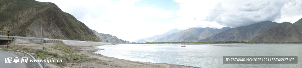 壮丽高山湖泊风景