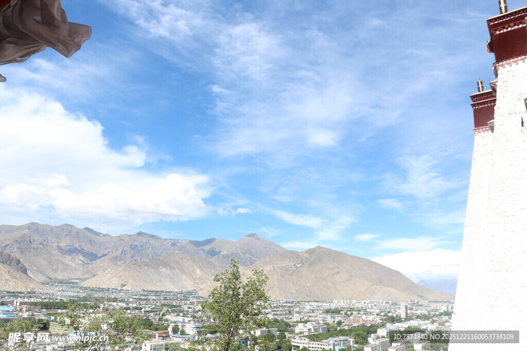 拉萨风光远眺壮丽景色