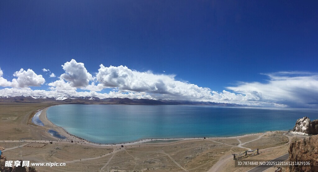 美丽的高原湖泊风光