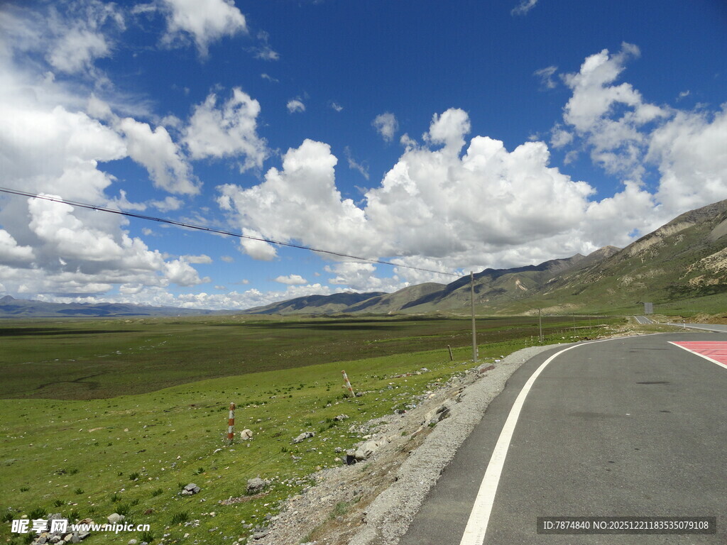 草原公路美景