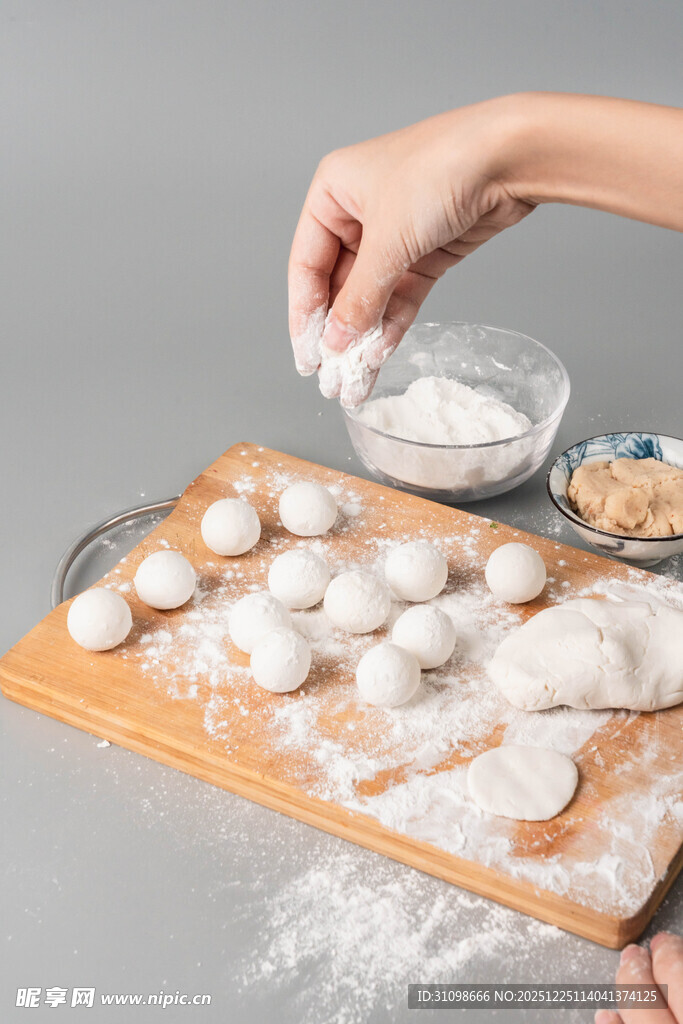手工制作汤圆