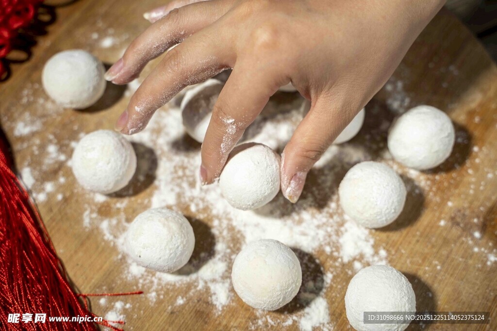手工制作汤圆