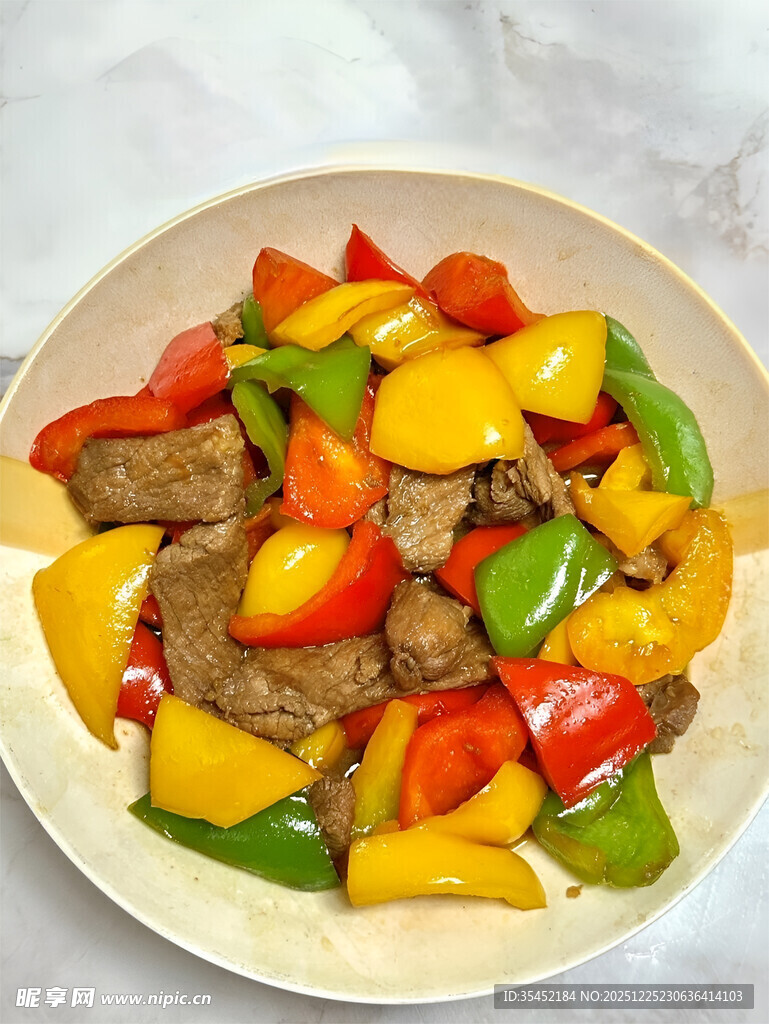 彩椒炒牛肉