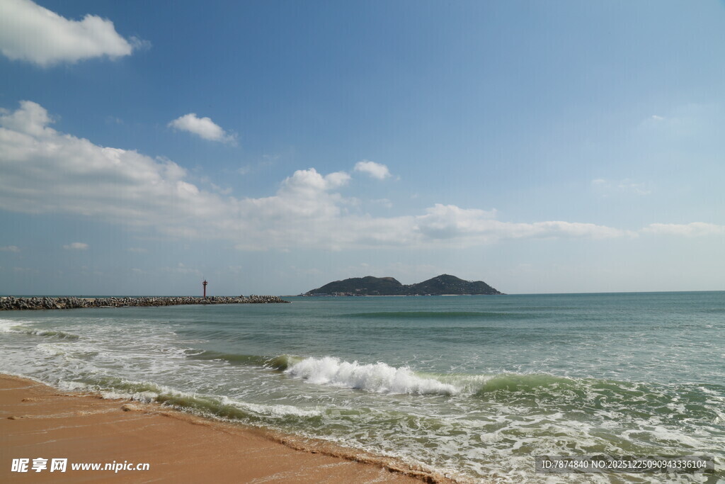 美丽海滨风光 海浪沙滩