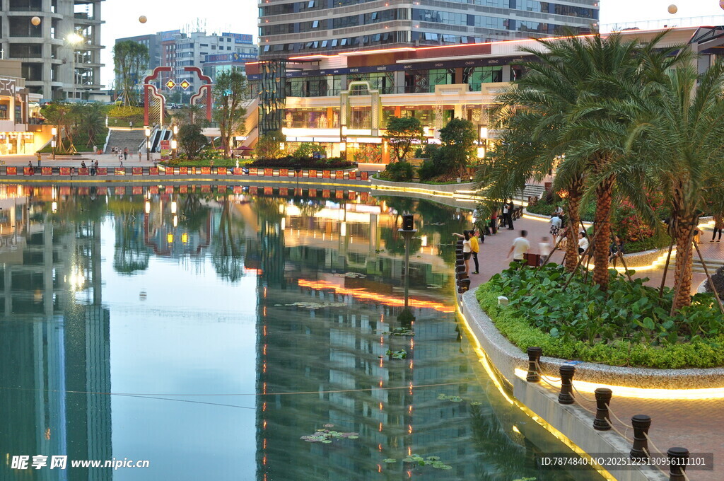城市河畔夜景风光