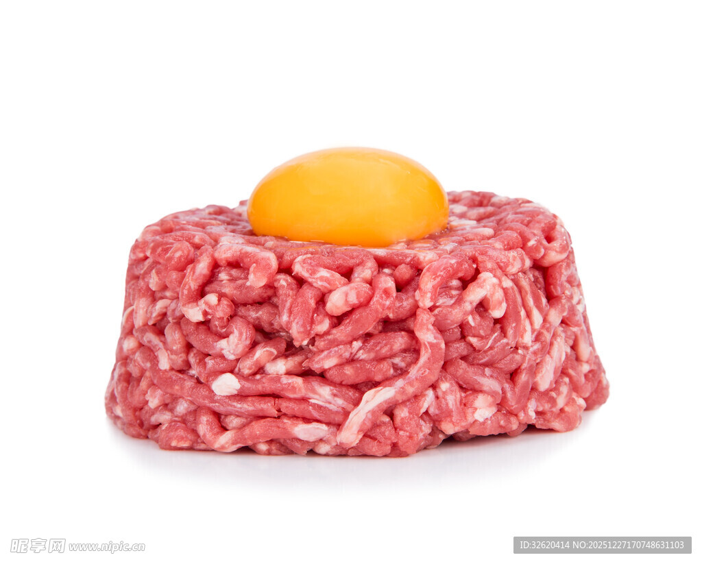 肉馅上的鲜鸡蛋