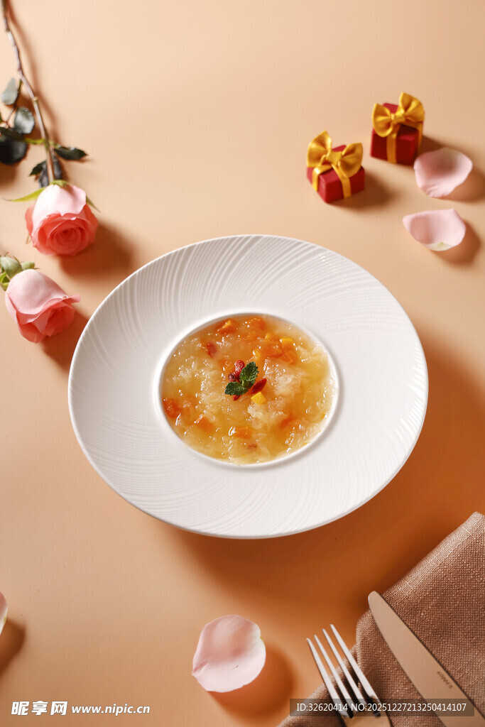 银耳羹