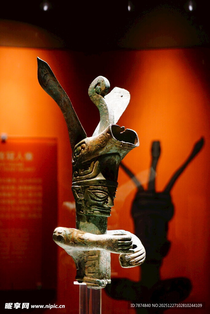 青铜神兽雕塑展示