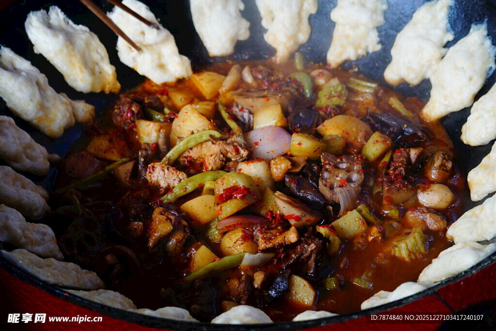 美味锅中炖菜