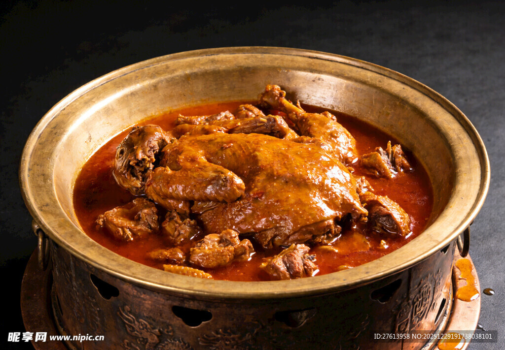 香浓红烧炖鸡锅