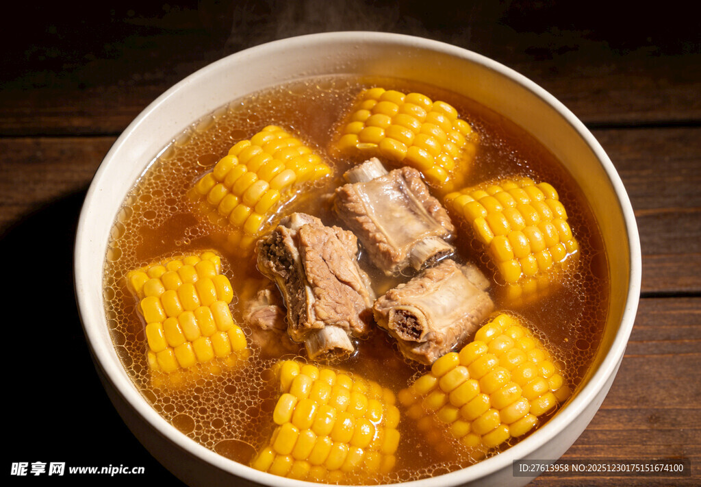 玉米炖排骨