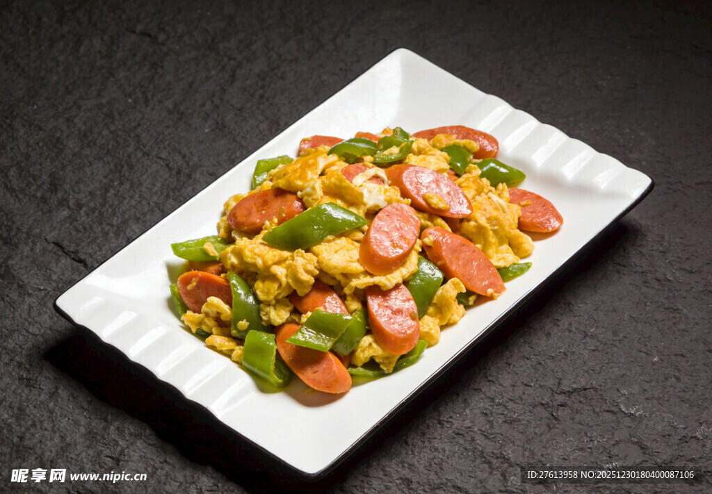 青椒鸡蛋炒香肠