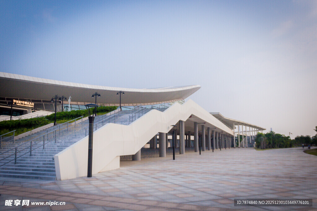 现代风格户外建筑景观