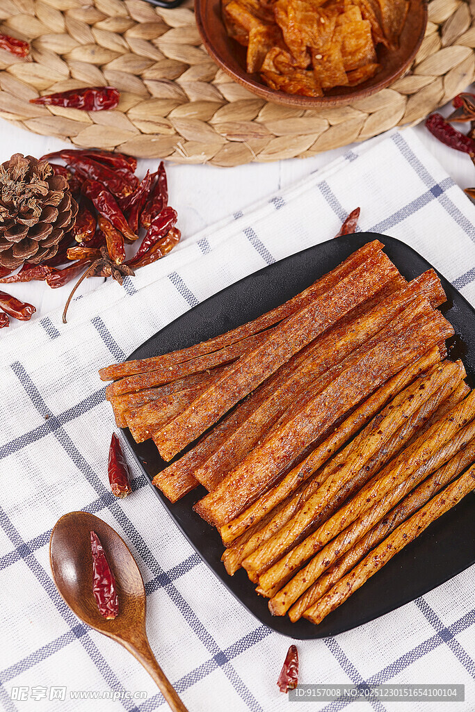 美味辣条摆拍展示