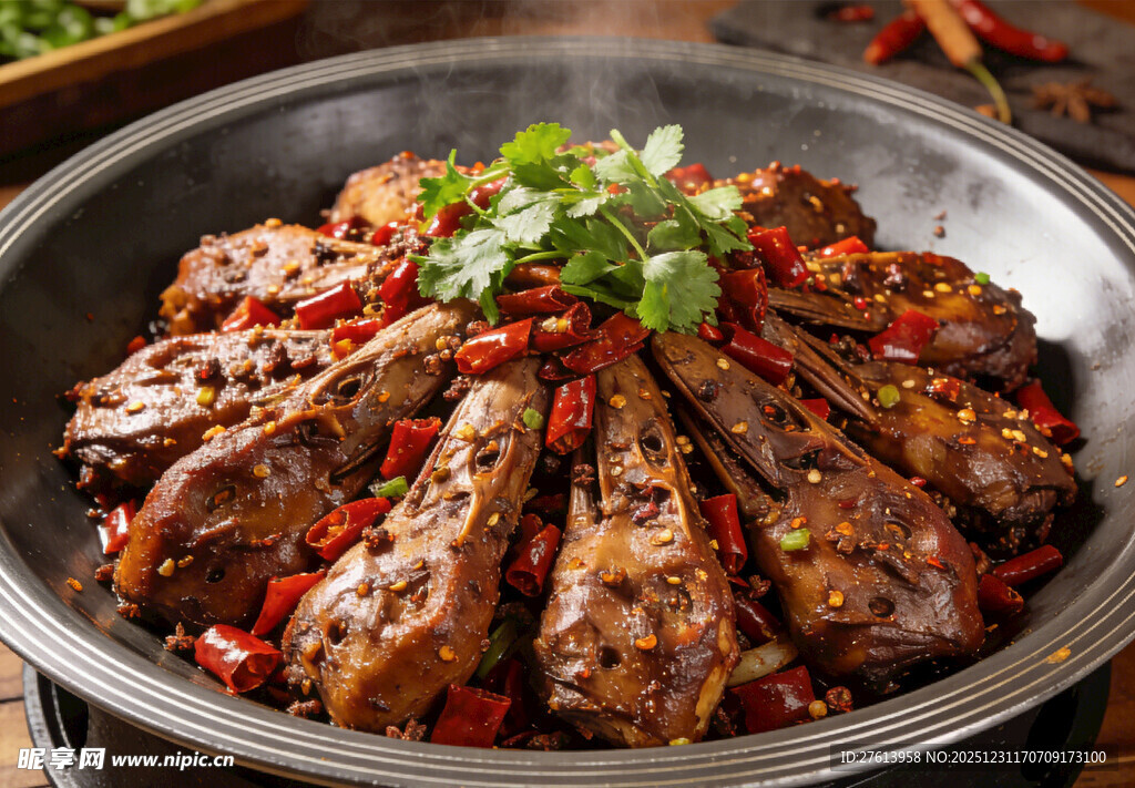 香辣美味干锅鸭头