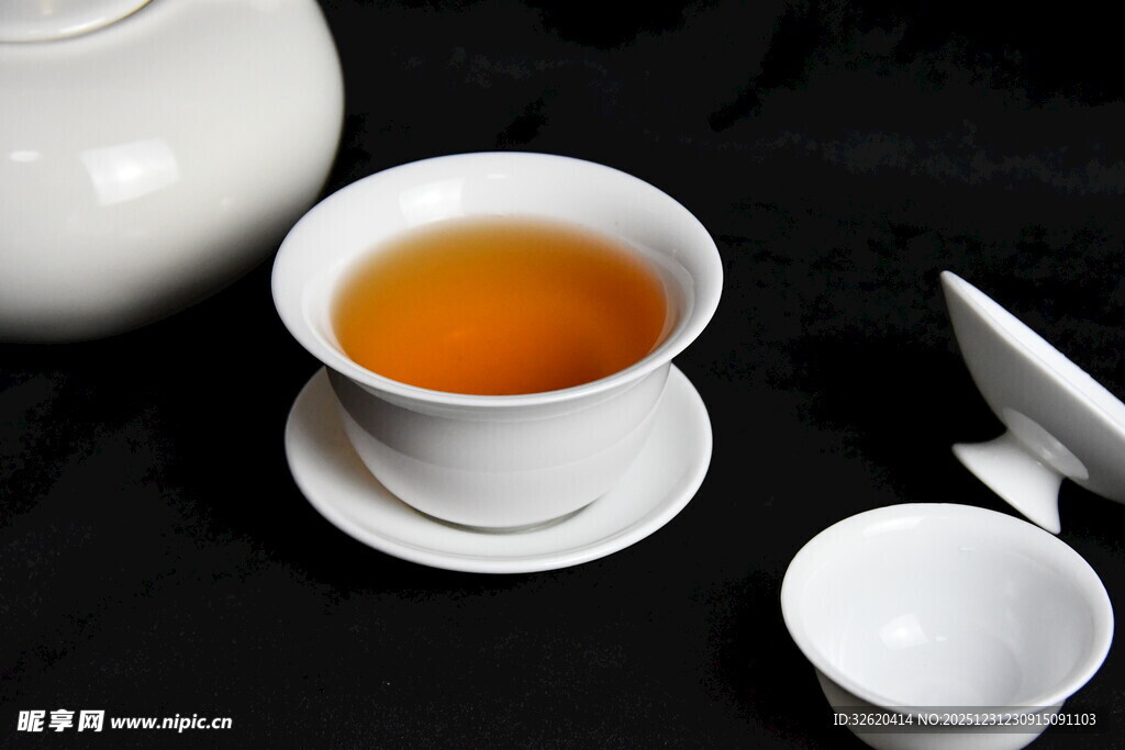 茶盏 茶汤