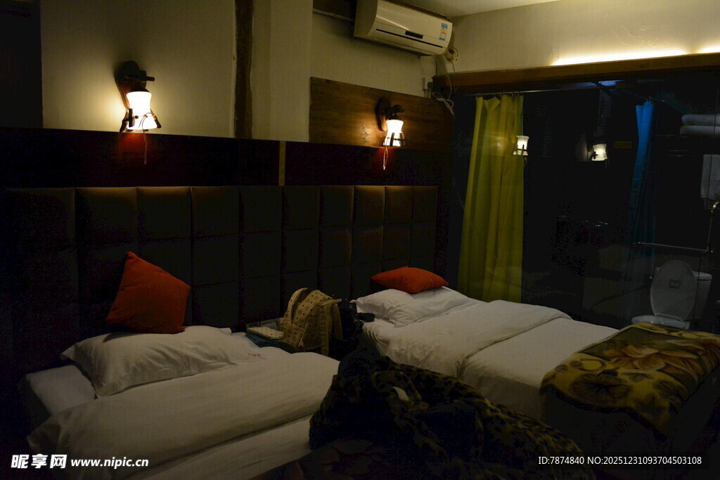 温馨舒适的酒店双人客房