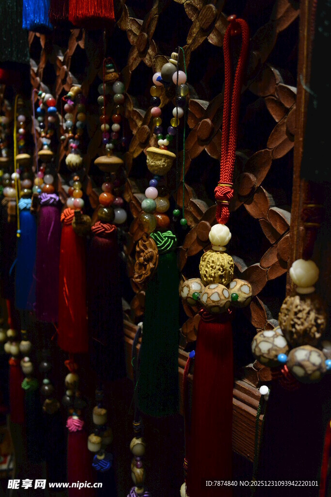 精美传统流苏挂件展示