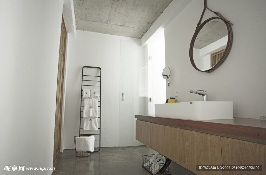 简约风浴室一角