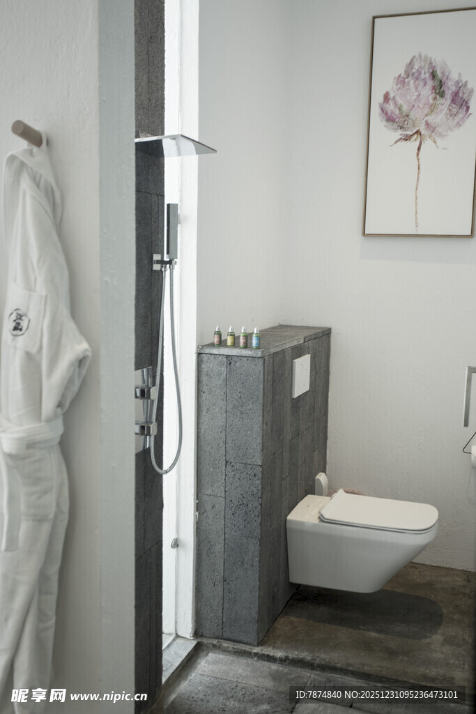 现代简约风卫生间一角