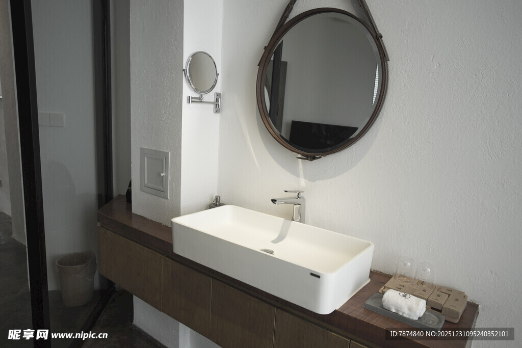 现代简约风格洗手台区域