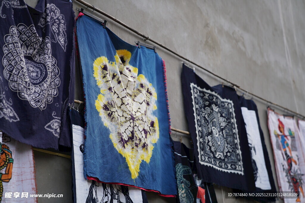 多彩挂毯展示独特艺术风格