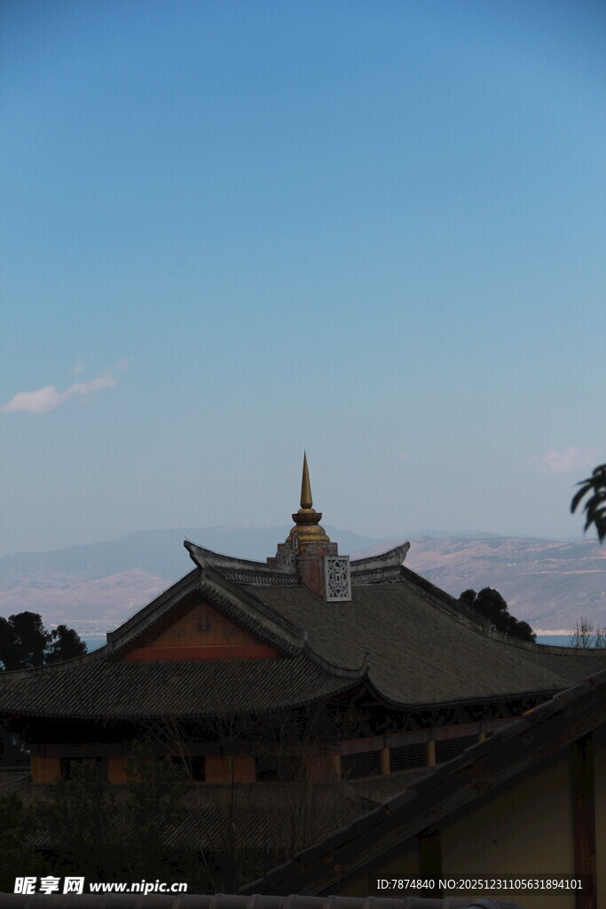 中式古建筑屋顶景致