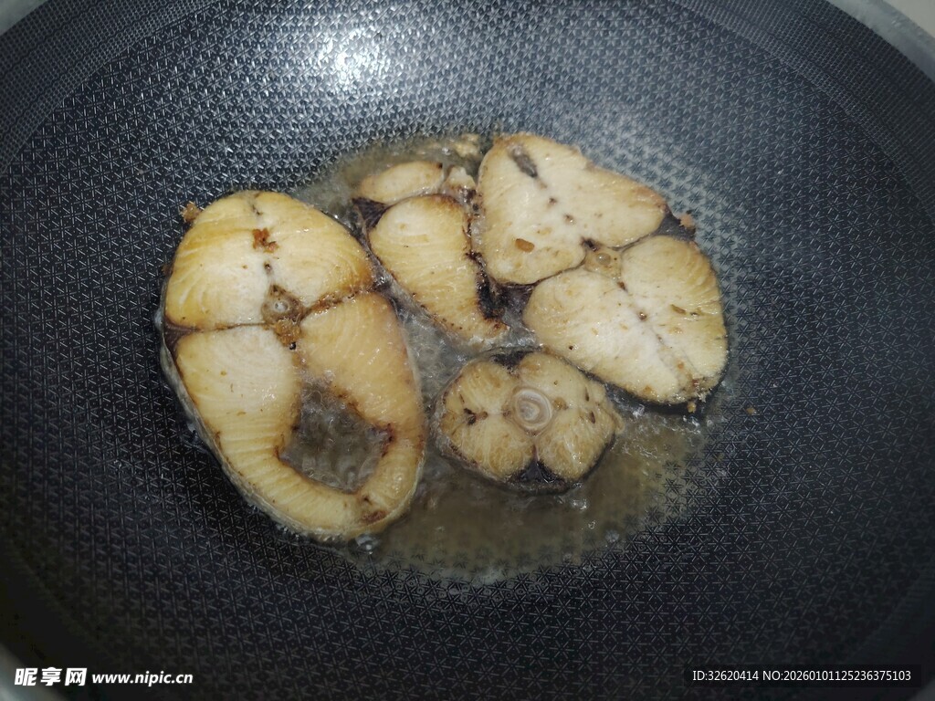 香煎马鲛鱼 