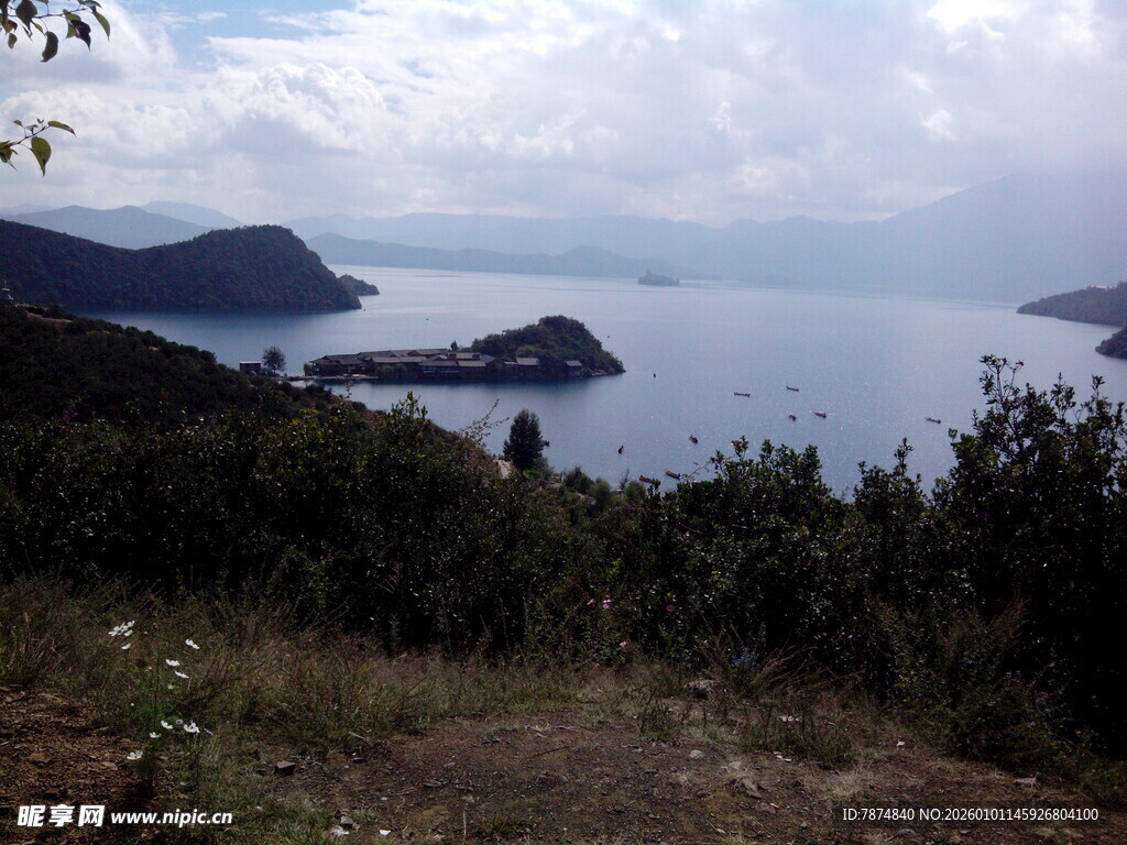 山海相依的自然美景