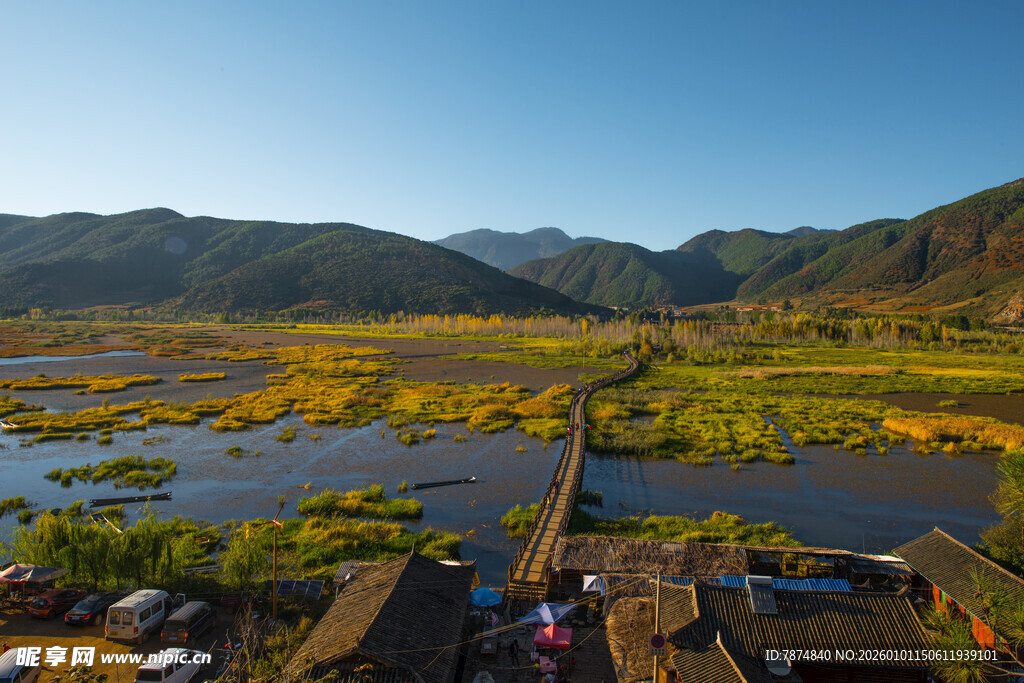 湿地风光 小船静泊美景