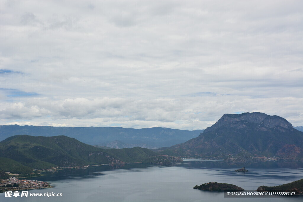 壮丽山水湖景风光图
