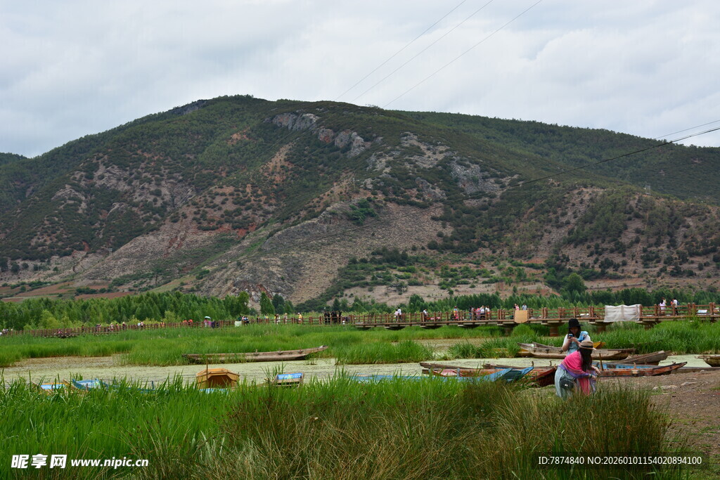 山间田园风光 宁静美好