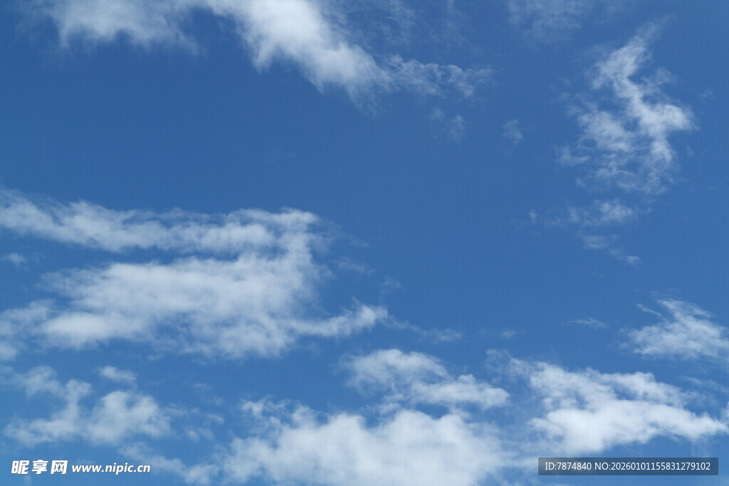 蓝天白云美景