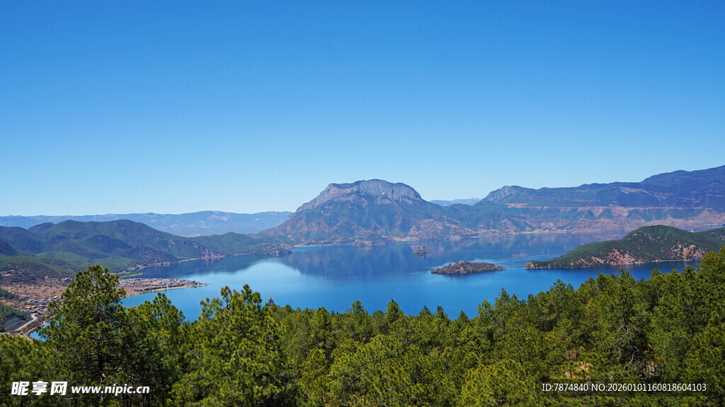 美丽湖山风光景色