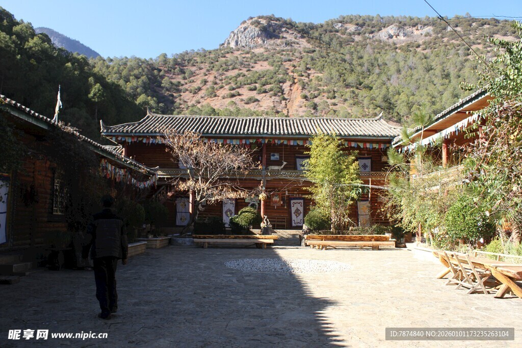 古朴庭院 山间静谧之所