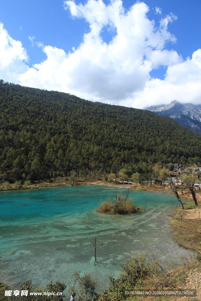 美丽的高原湖泊风光