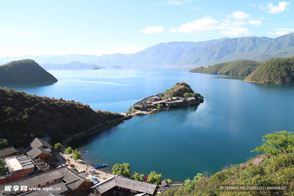 泸沽湖美景如画