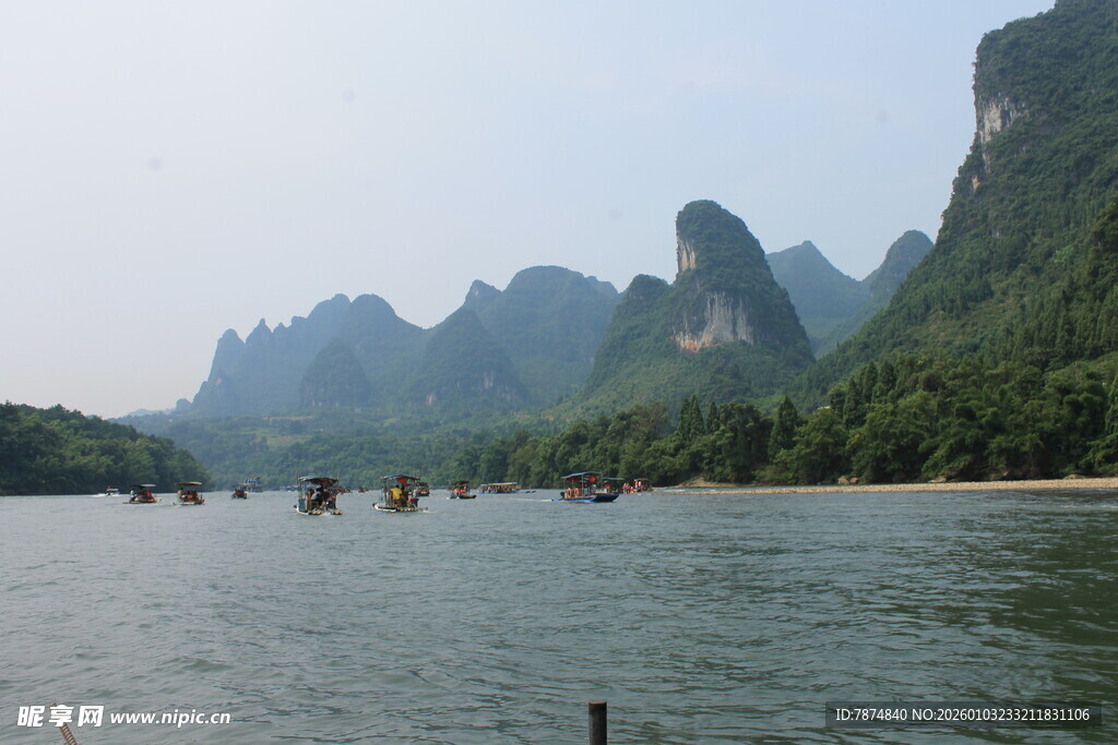 漓江山水美景如画