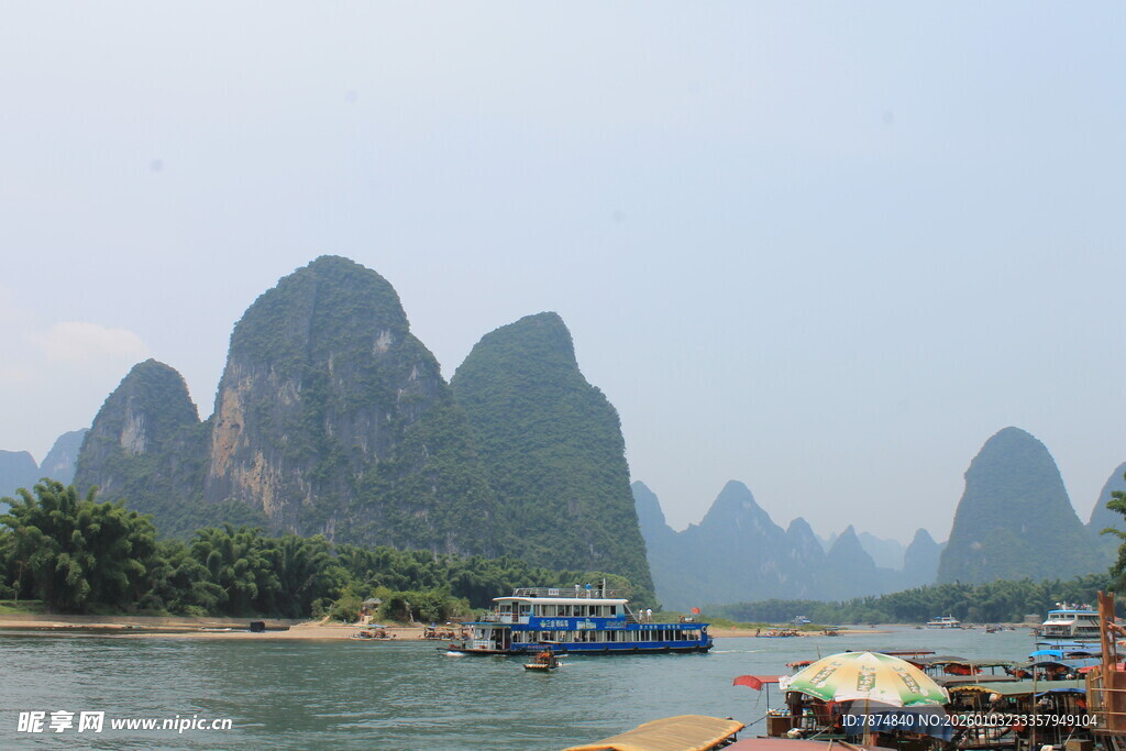 漓江山水美景如画