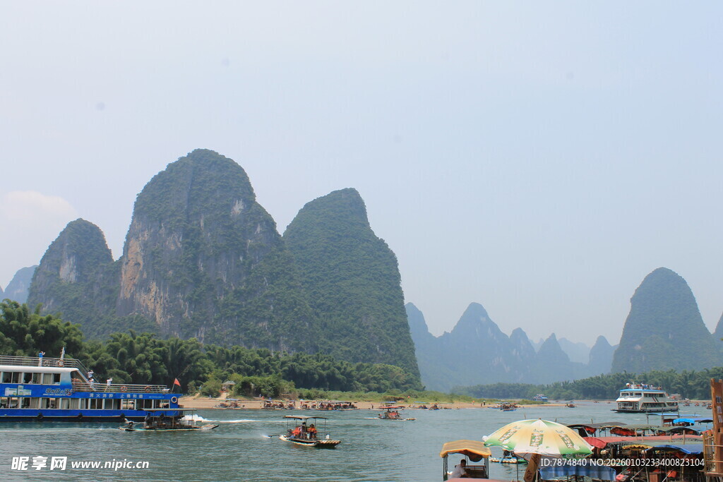 漓江山水美景如画