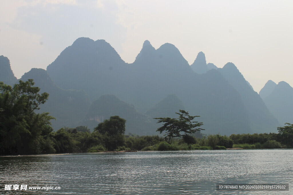 漓江山水风光秀丽景致