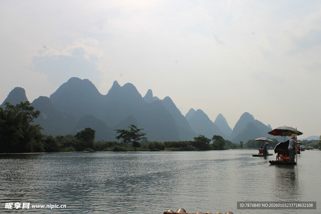 漓江山水美景如画