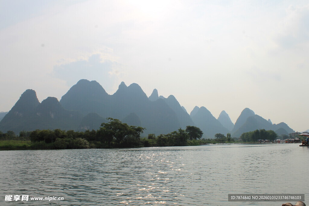 漓江山水美景如画