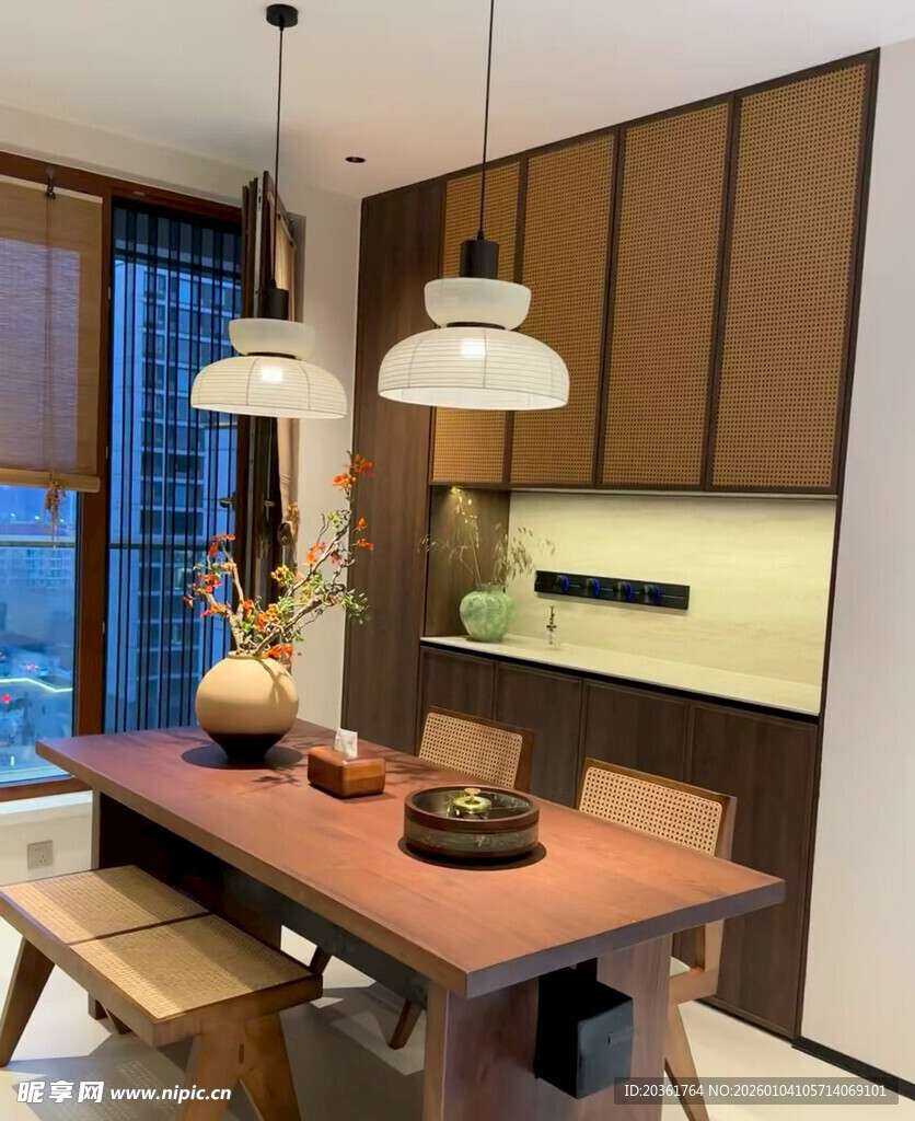 现代简约风餐厅室内场景