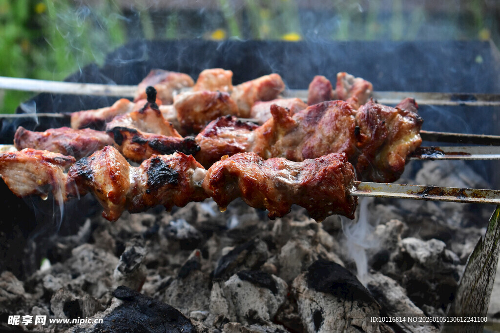 炭火烤肉