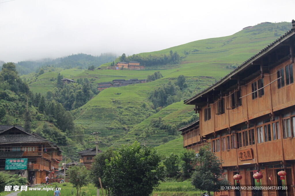 山间木屋 邂逅自然美景